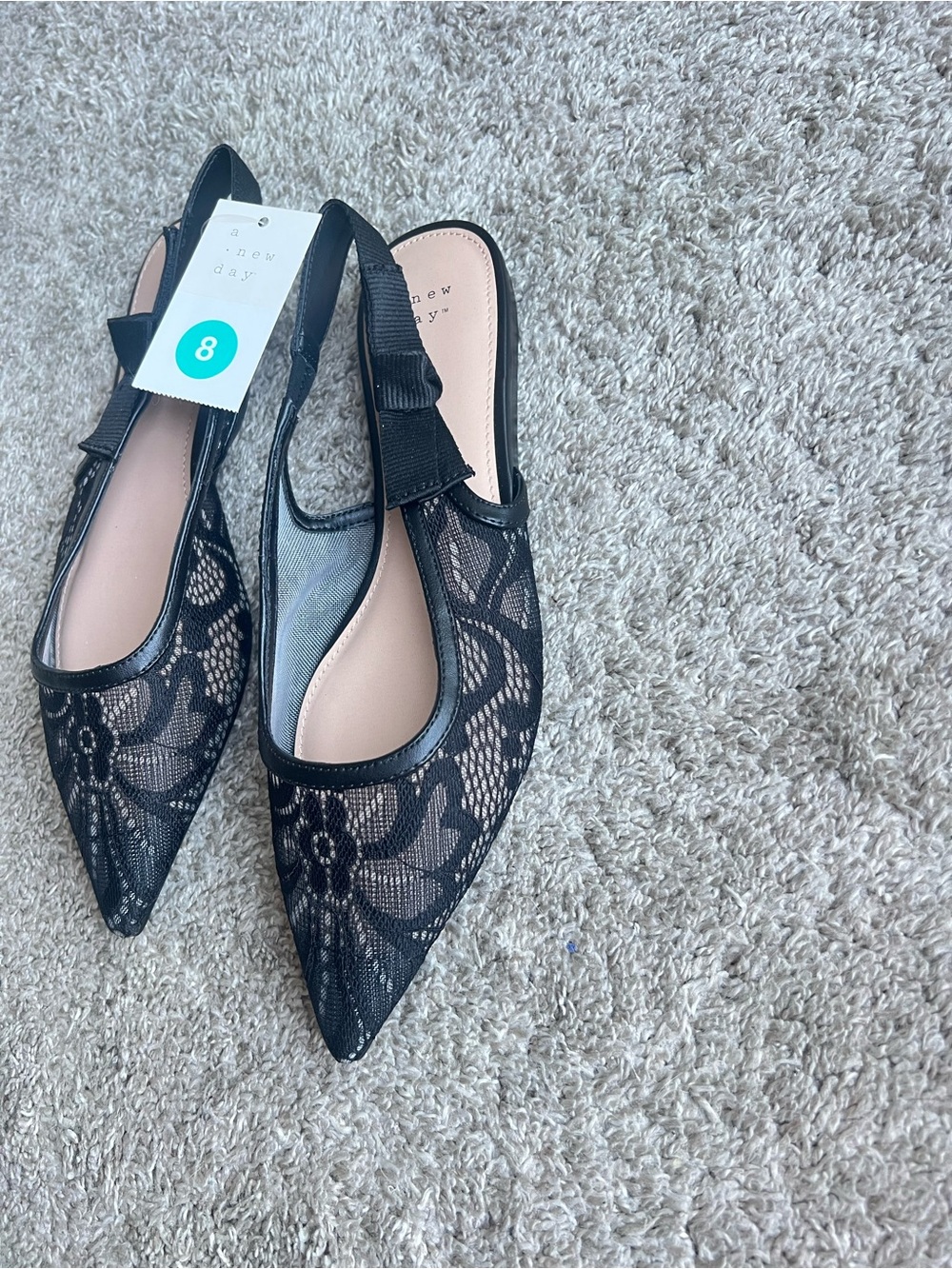 Black Lace Slingback Pointed Flats - Women. Size 8 - Picture 2 of 3